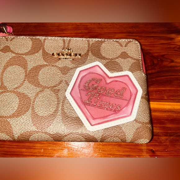 See New Listing —💌 NWT* COACH Disco Patch *Good Times* Signature Coated Canvas - Picture 7 of 11